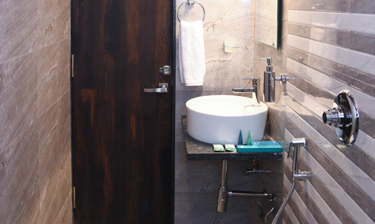 Treebo Malhaar Regency Otel Chinchvad Dış mekan fotoğraf