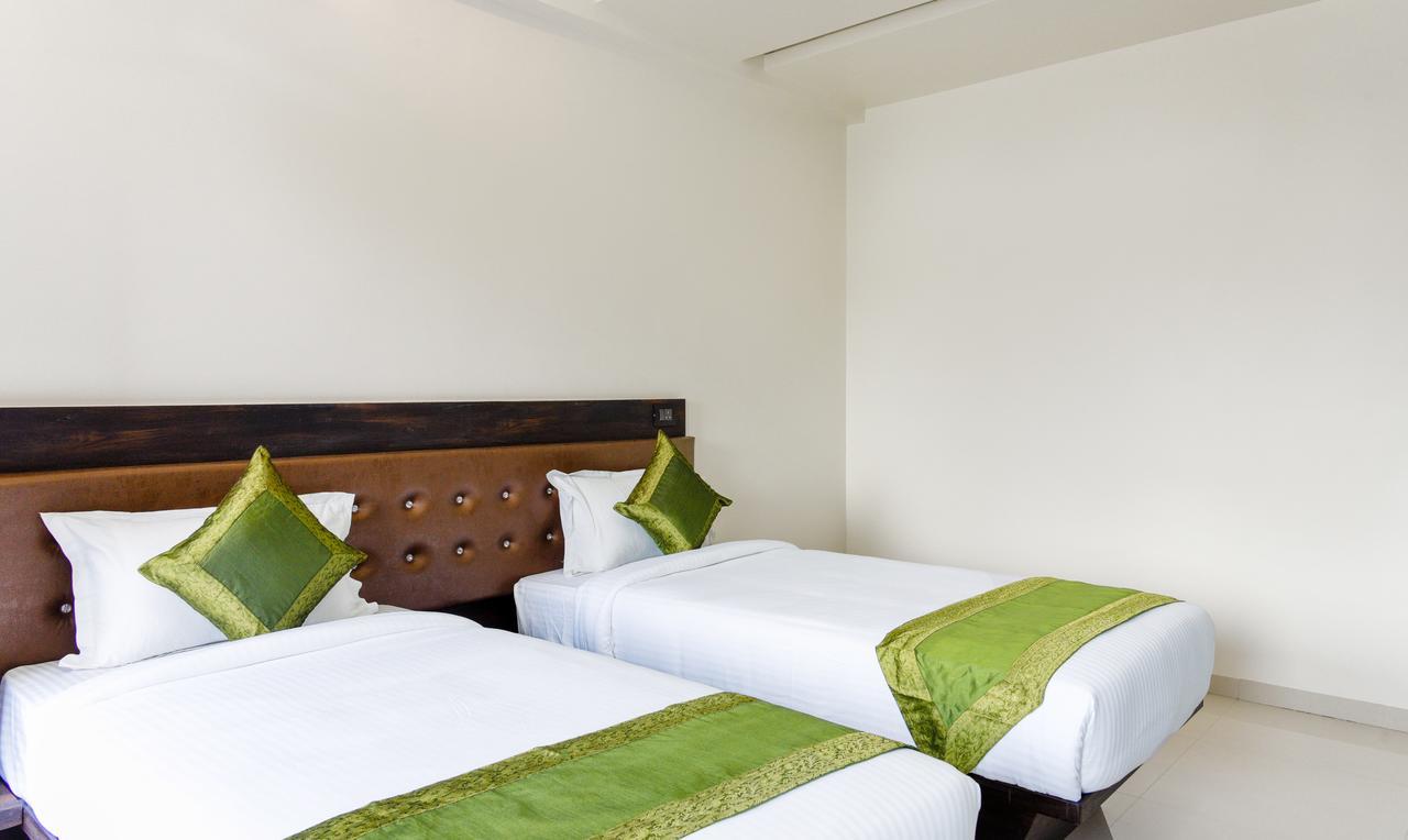 Treebo Malhaar Regency Otel Chinchvad Dış mekan fotoğraf