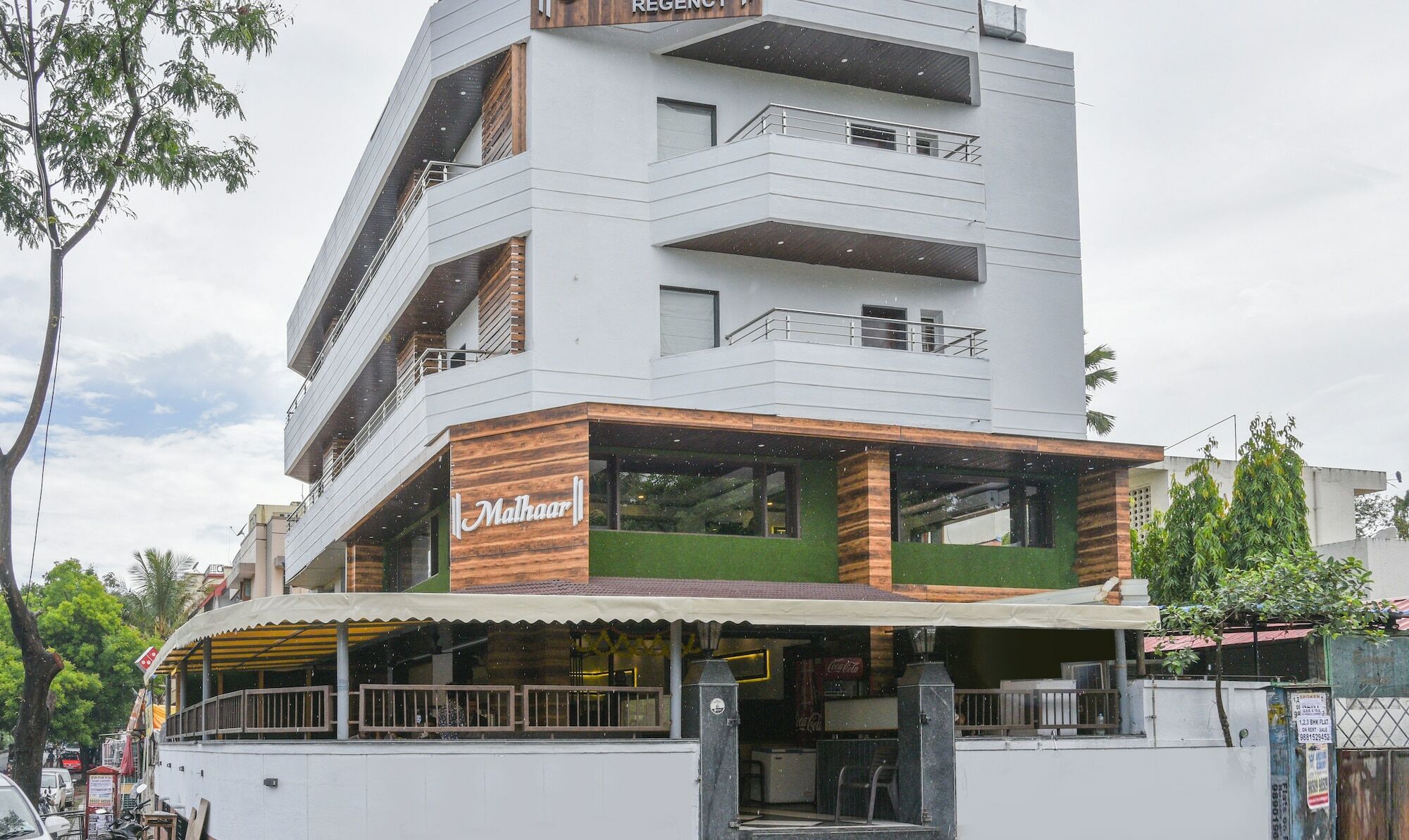 Treebo Malhaar Regency Otel Chinchvad Dış mekan fotoğraf